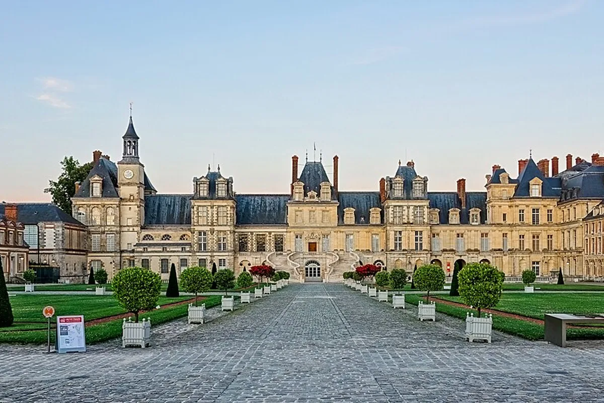 Cour du château de Fontainebleau