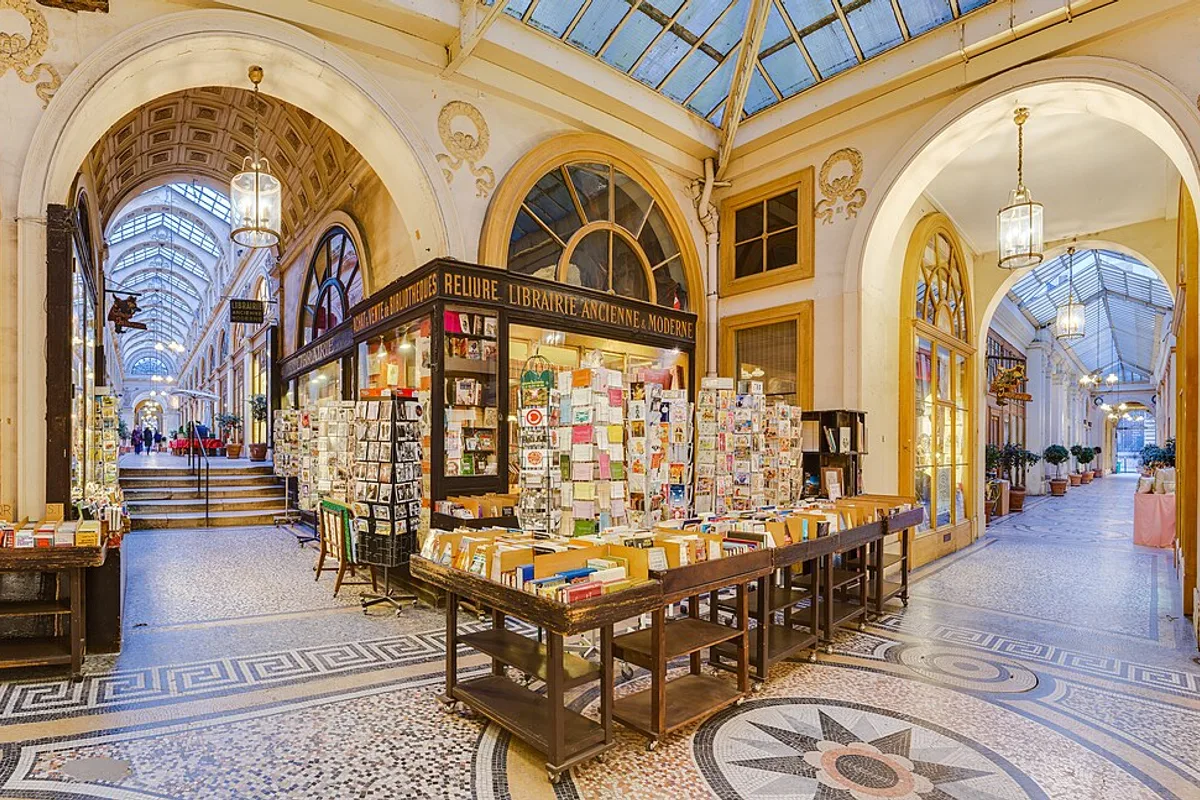 Galerie Vivienne, passage couvert à Paris