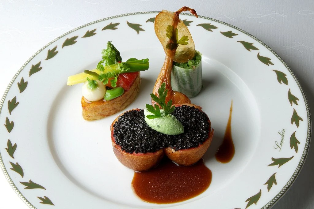 Création gastronomique de Jacques Lameloise — photographie d’archives, à titre d’illustration